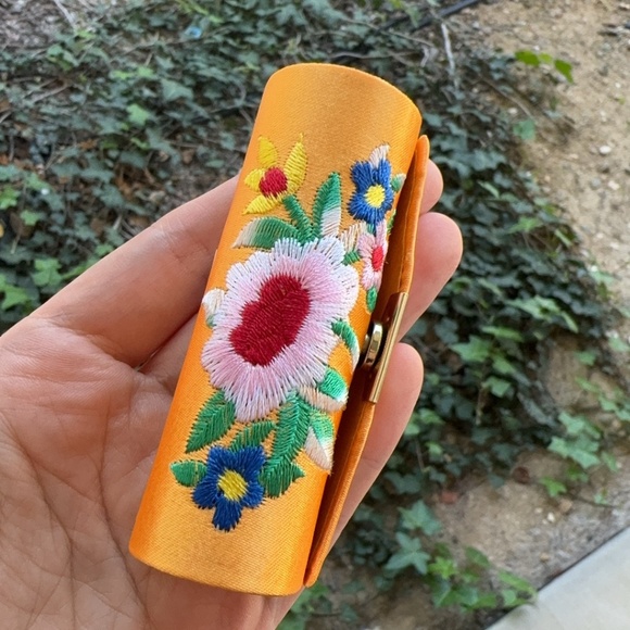 Beautiful Jewelry box (lipstick box )with mirror - Picture 1 of 2